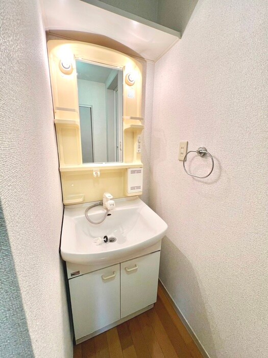 物件内観写真12　(洗面)