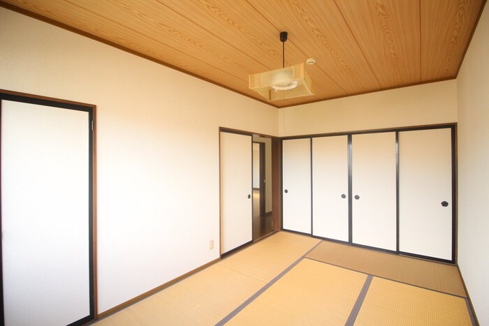 物件内観写真9　(居室)