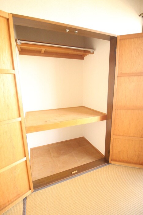 物件内観写真11　(収納)