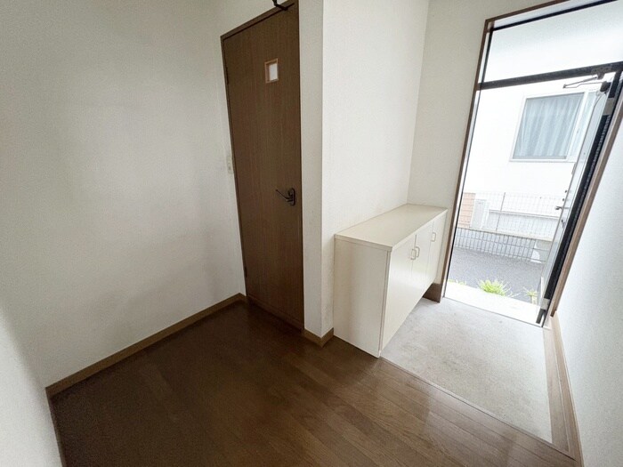 物件内観写真16　(廊下)