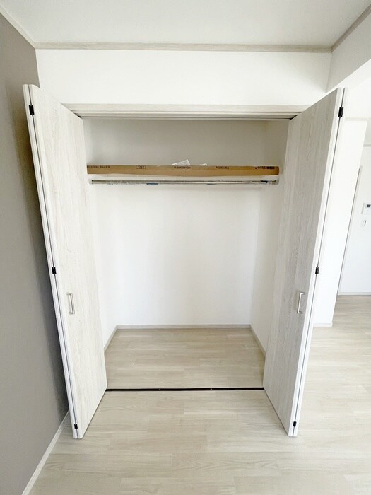 物件内観写真12　(収納)