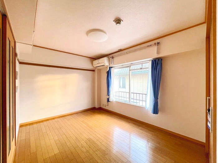 高野コーポの居室