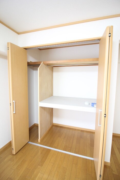 物件内観写真11　(収納)