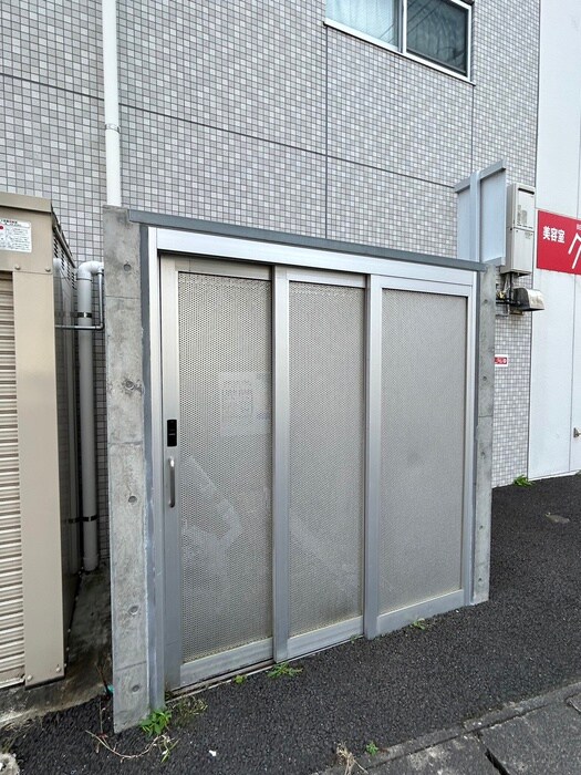 物件外観写真5　(建物設備)