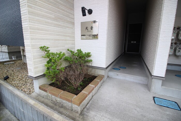 物件外観写真6　(外観写真)