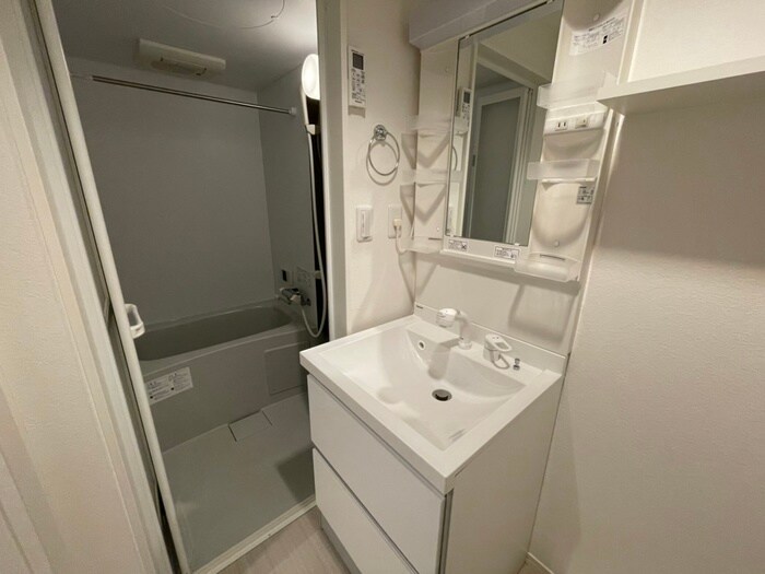 物件内観写真12　(洗面)