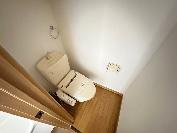 物件内観写真11　(トイレ)