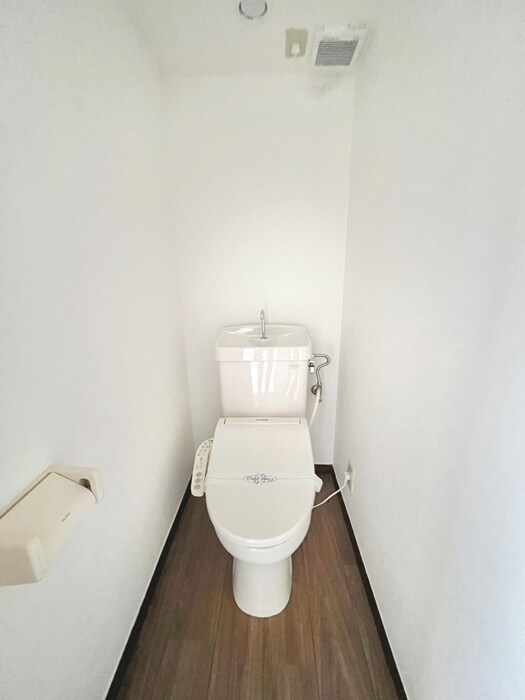 物件内観写真11　(トイレ)