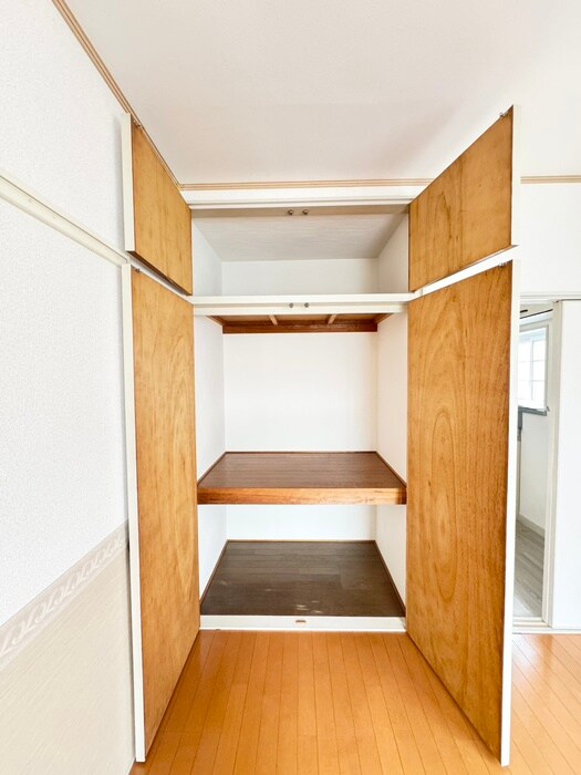 物件内観写真11　(収納)