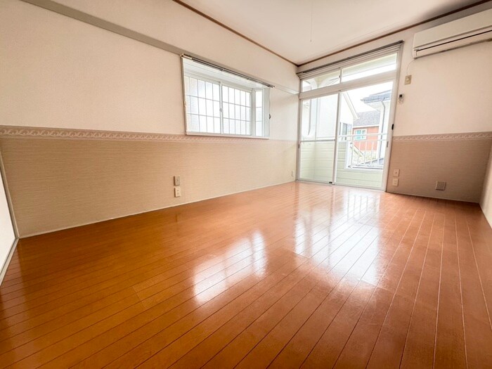 物件内観写真19　(居室)