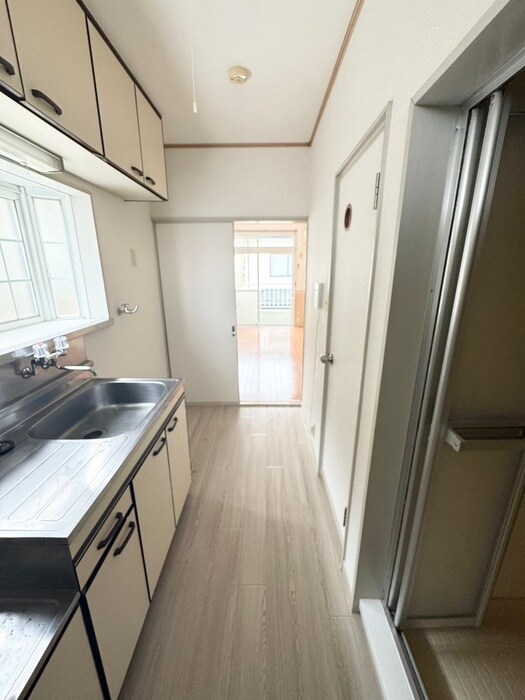 物件内観写真22　(廊下)