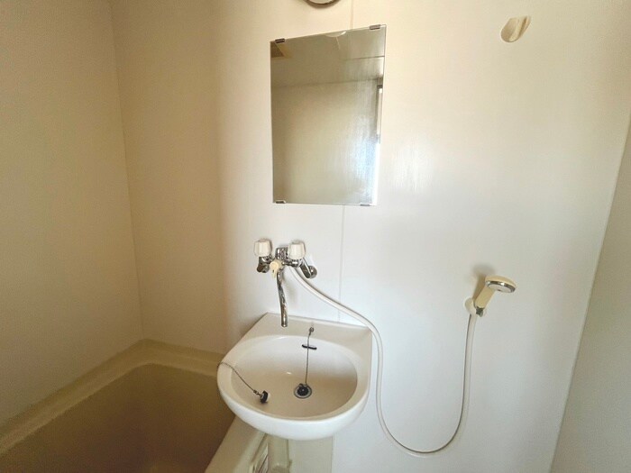 物件内観写真12　(洗面)