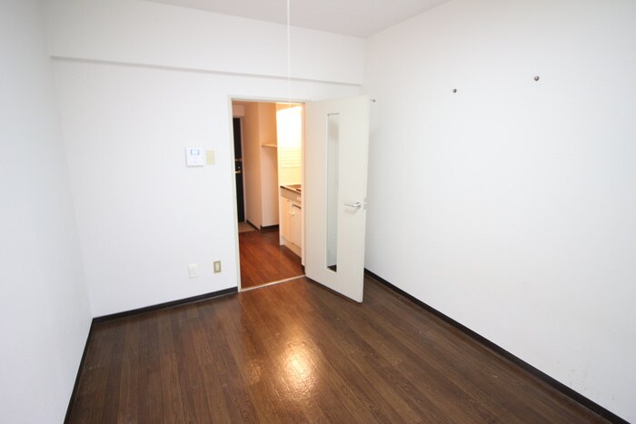 物件内観写真11　(居室)