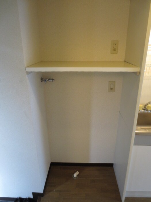 物件内観写真11　(収納)