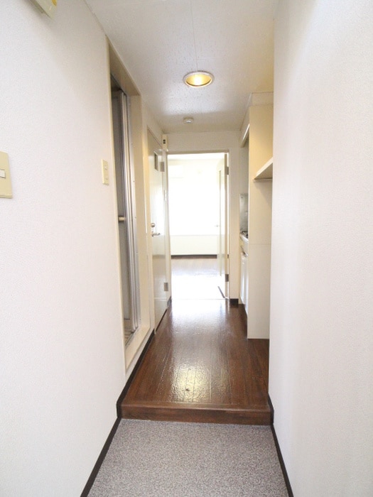 物件内観写真15　(廊下)