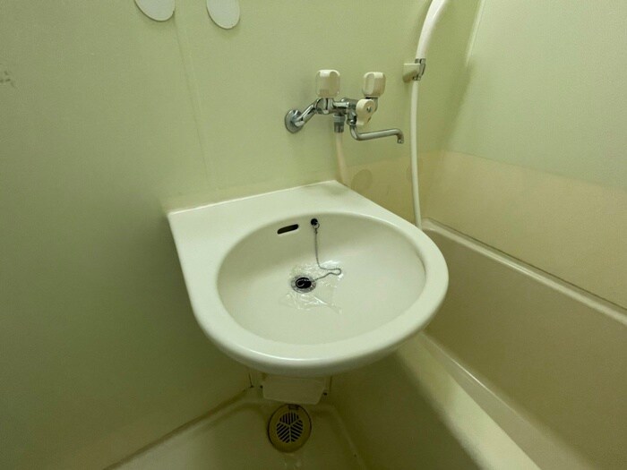 物件内観写真12　(洗面)