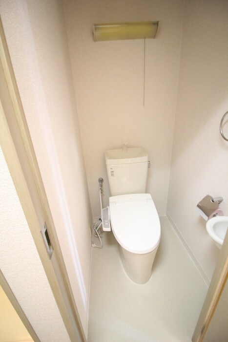 物件内観写真14　(トイレ)