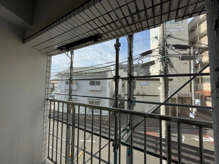 物件内観写真21　(室内からの展望)