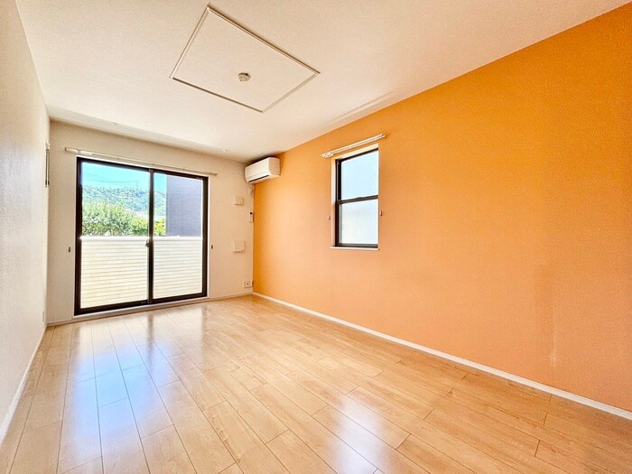 物件内観写真9　(居室)