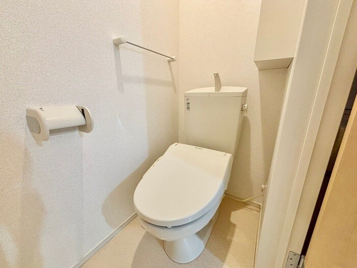 物件内観写真13　(トイレ)