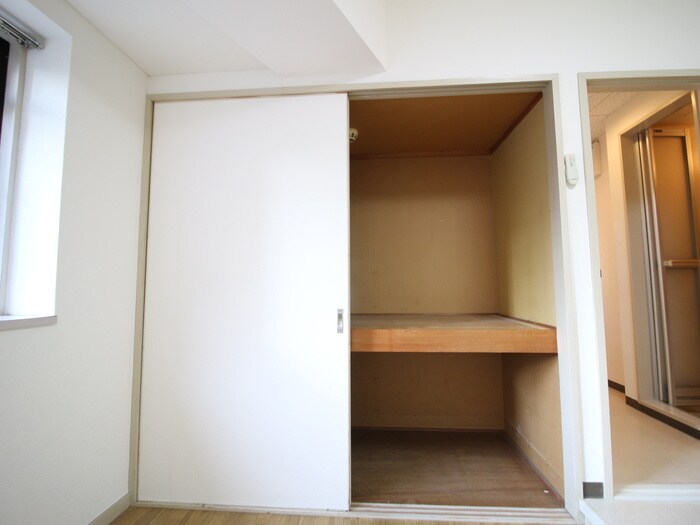 物件内観写真9　(収納)