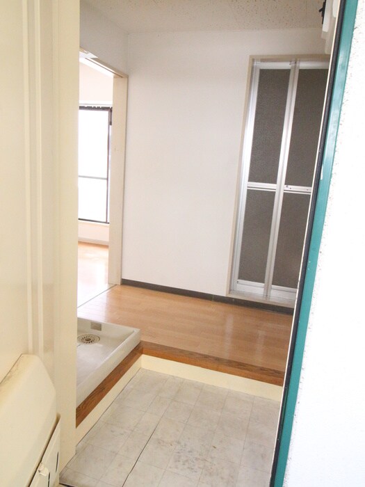 物件内観写真14　(廊下)