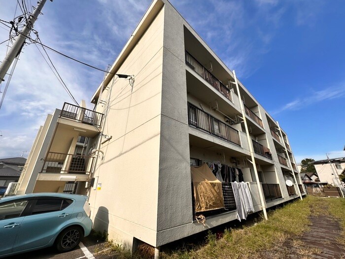 物件外観写真2　(駐輪場)