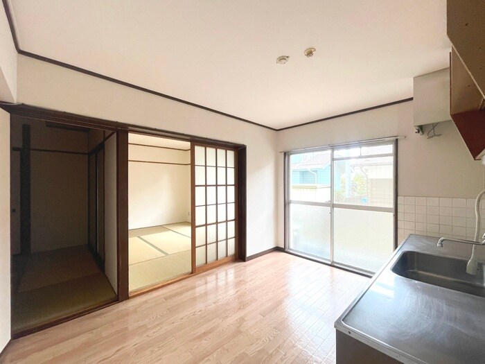 物件内観写真8　(居室)