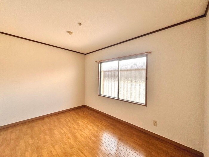 物件内観写真10　(居室)