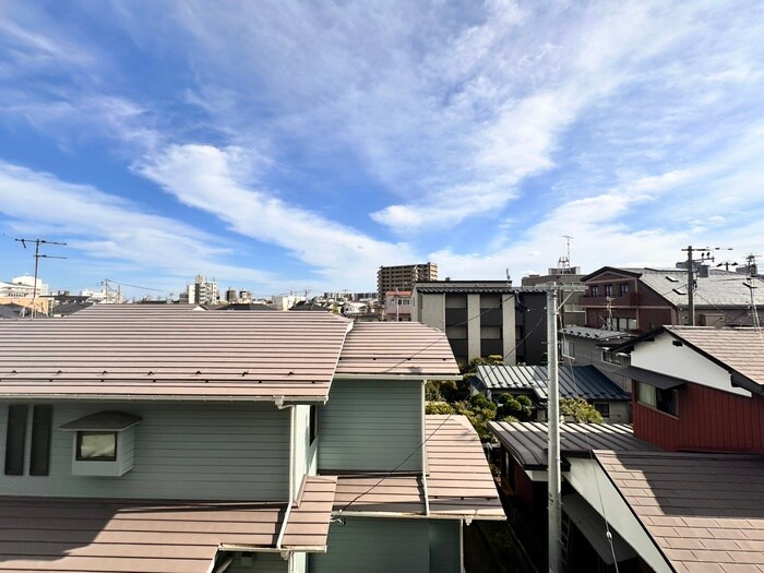 物件内観写真22　(室内からの展望)