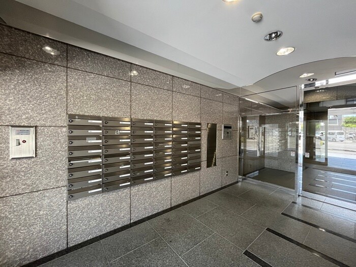 物件外観写真4　(建物設備)