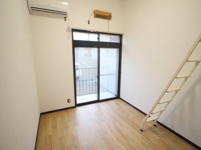 物件内観写真7　(居室)