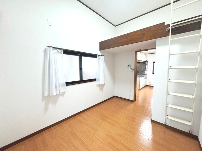 物件内観写真9　(居室)