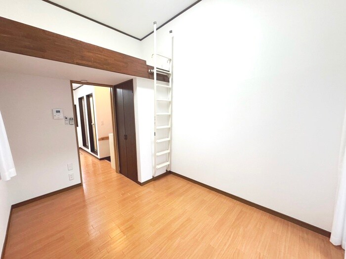 物件内観写真10　(居室)