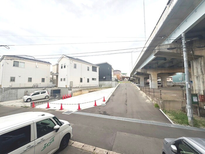 物件内観写真19　(室内からの展望)