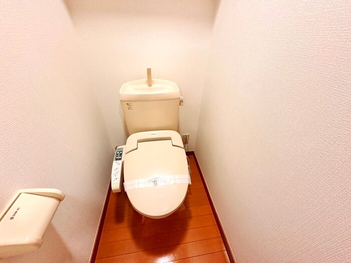 物件内観写真15　(トイレ)