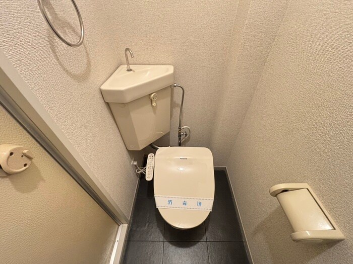 物件内観写真16　(トイレ)