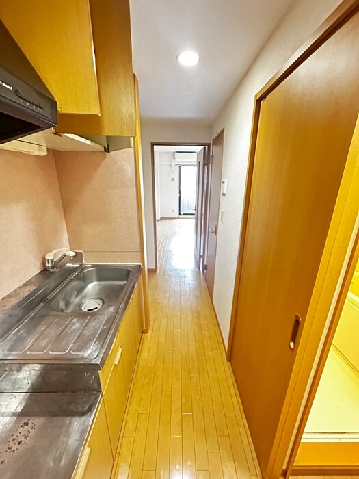 物件内観写真21　(廊下)