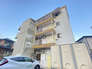 リバーサイド越路外観写真