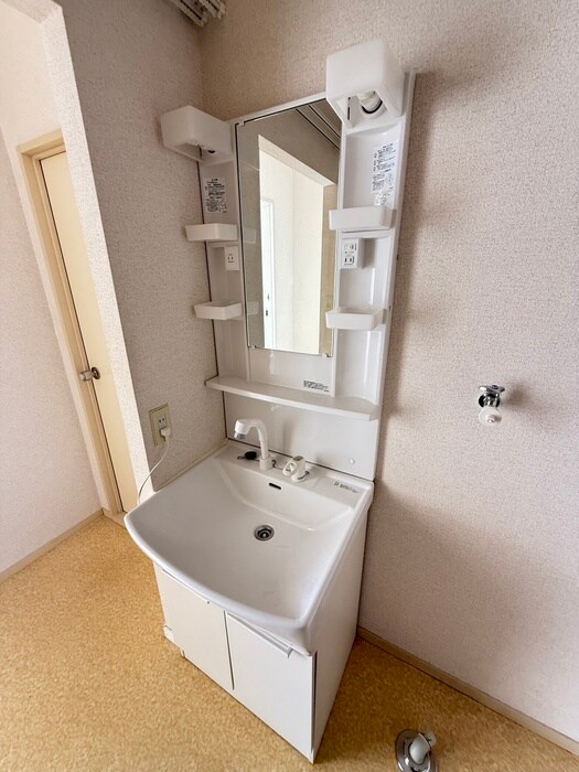 物件内観写真10　(洗面)