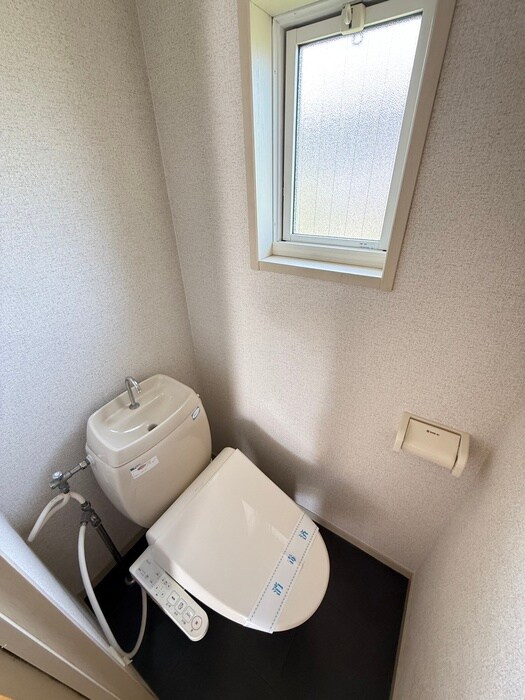 物件内観写真12　(トイレ)