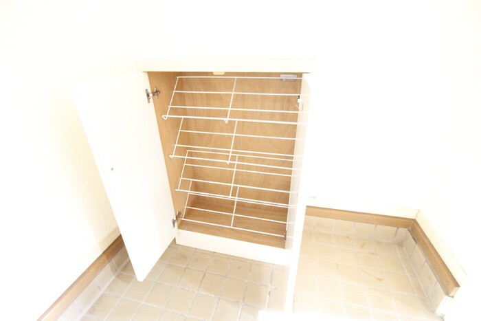 物件内観写真16　(靴箱)