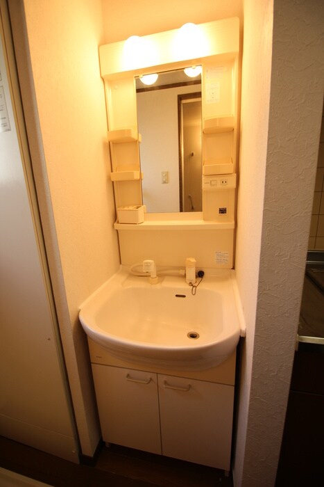 物件内観写真12　(洗面)