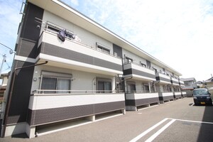 リバ－サイド高砂壱番館外観写真