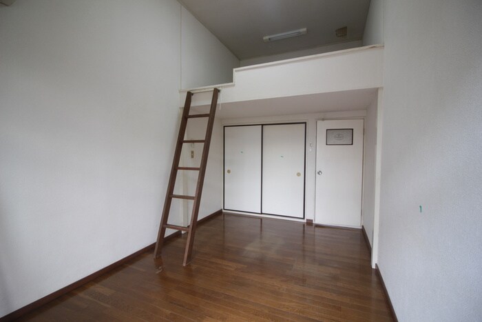 物件内観写真8　(居室)