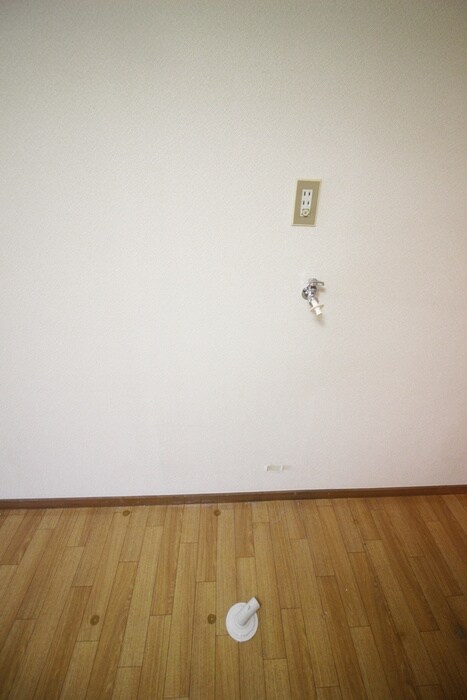 物件内観写真20　(洗濯機置場)