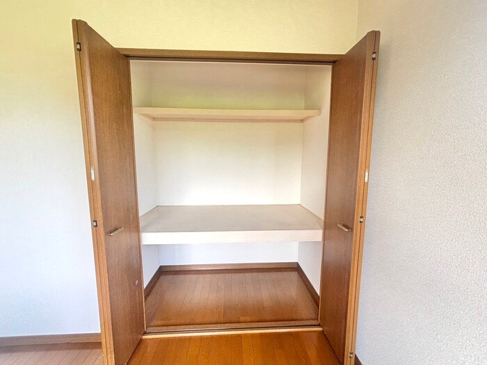 物件内観写真10　(収納)