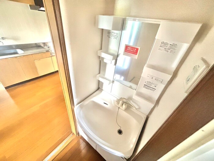 物件内観写真13　(洗面)