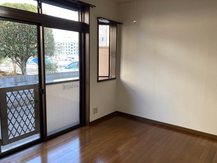 物件内観写真11　(居室)