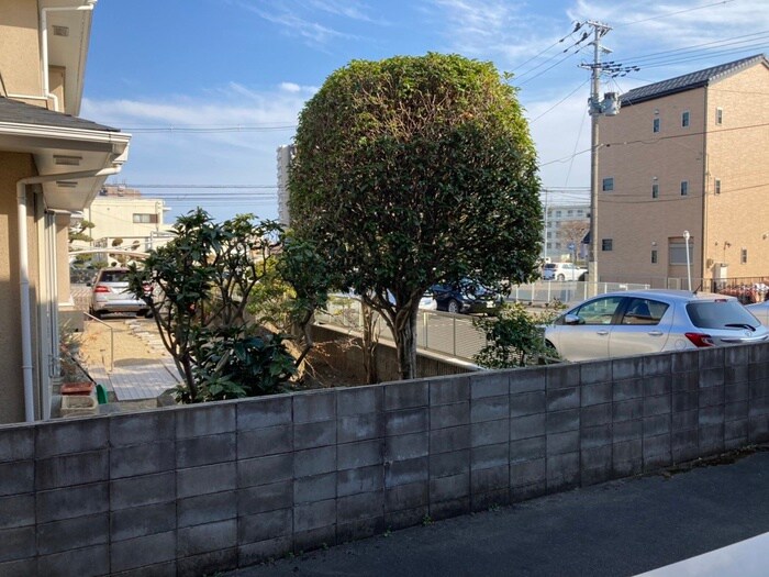 物件内観写真22　(室内からの展望)